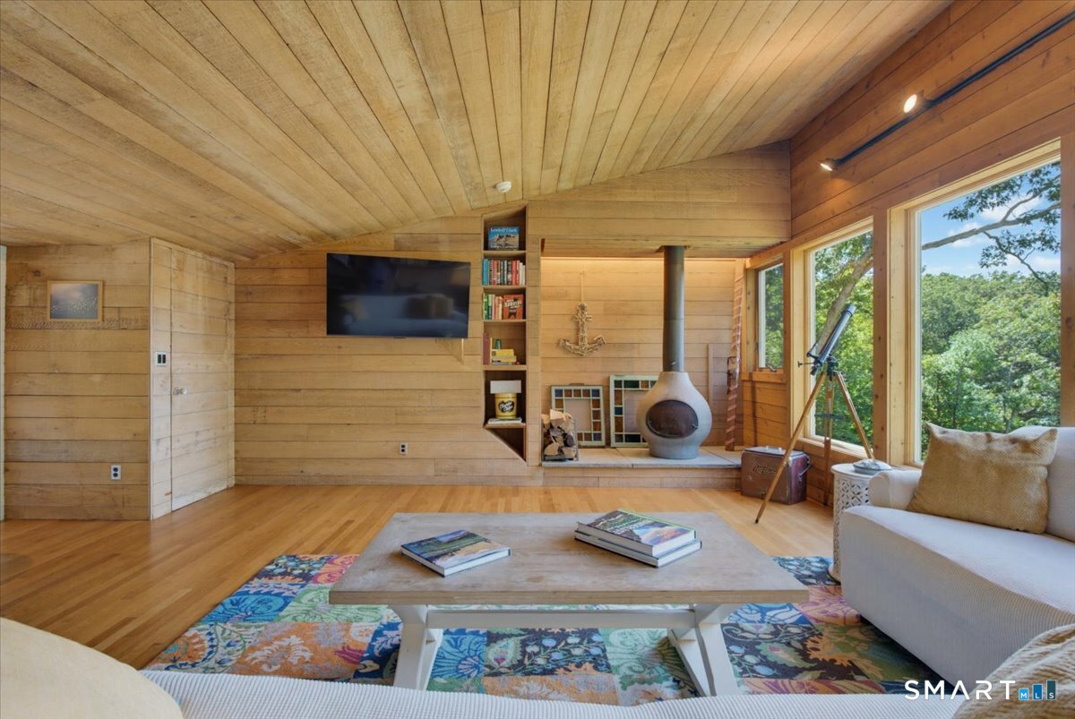 26 Pent Road Weston, CT 06883 - Photo 20 of 40 Gallery Image 20