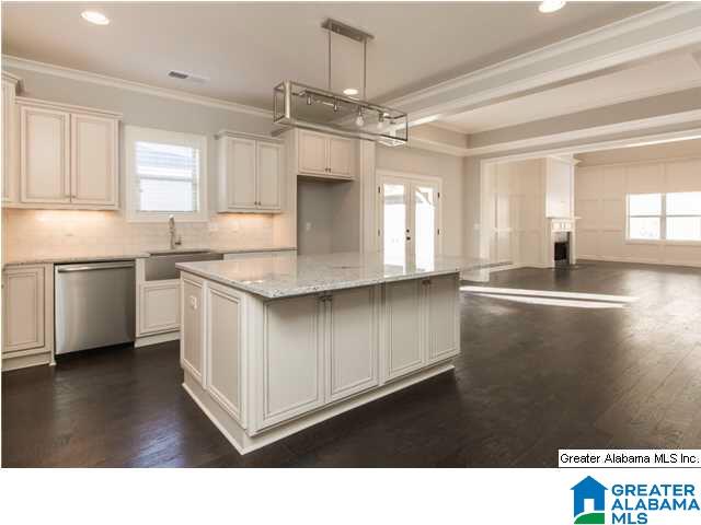 2669 Montauk Road Birmingham, AL 35226 - Photo 4 of 18