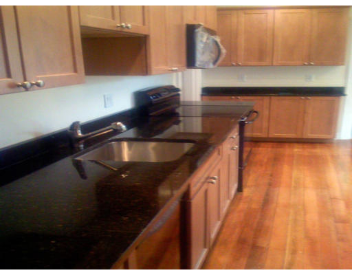 11 Warwick Road, Unit 2 Brookline, MA 02445 - Photo 5 of 11