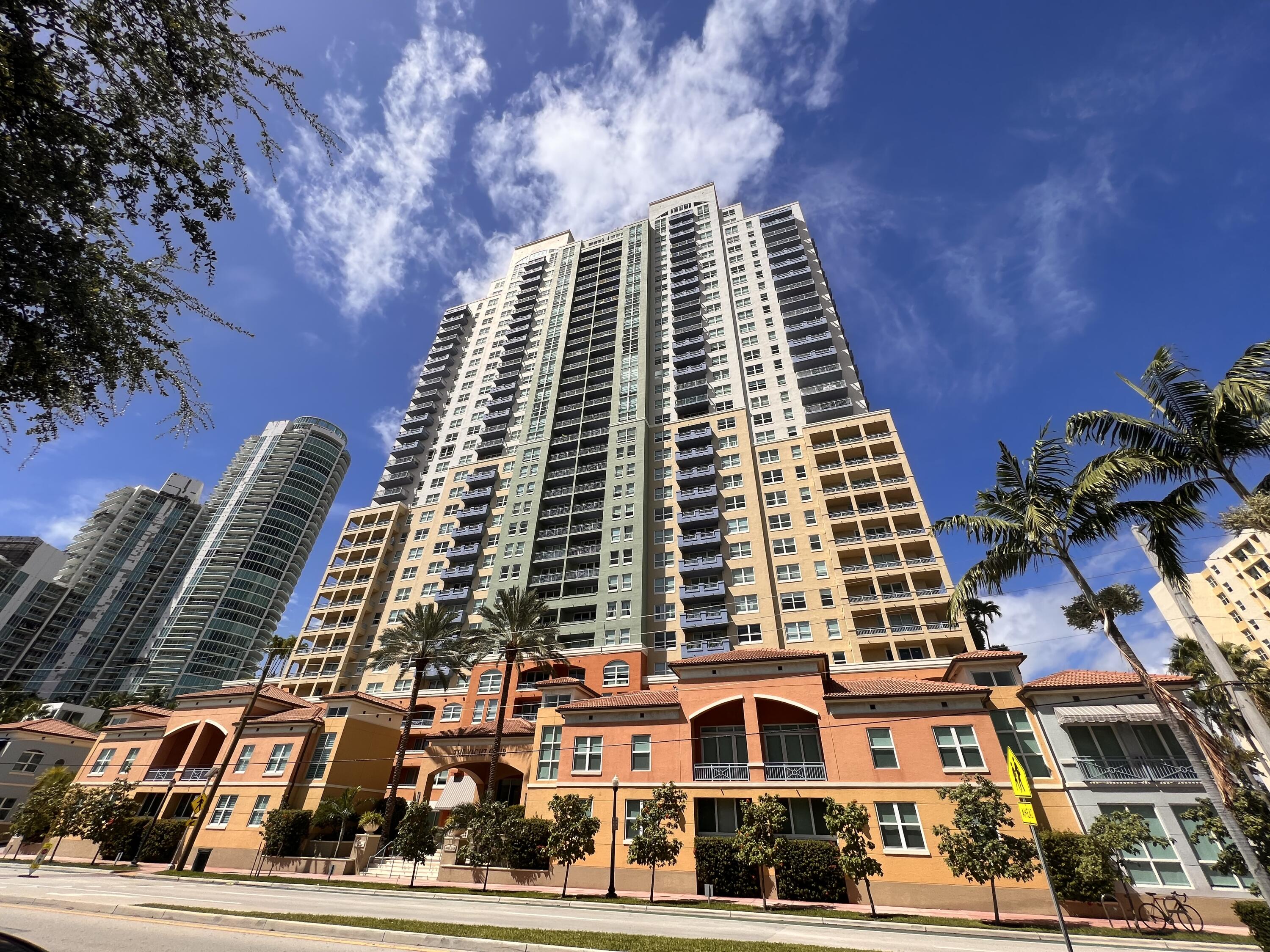 90 Alton Road, Unit 2110 Miami Beach, FL 33139 - Photo 1 of 1 IMG_6448