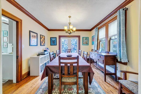 $394,950 | 1806 Warrington Road Southwest, Roanoke, VA 24015