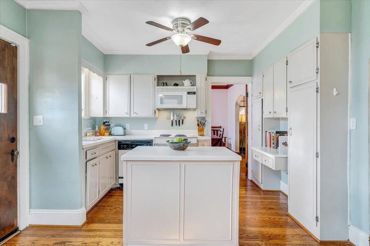 1806 Warrington Road Southwest Roanoke, VA 24015 - Photo 25 of 56 25-MIB01704