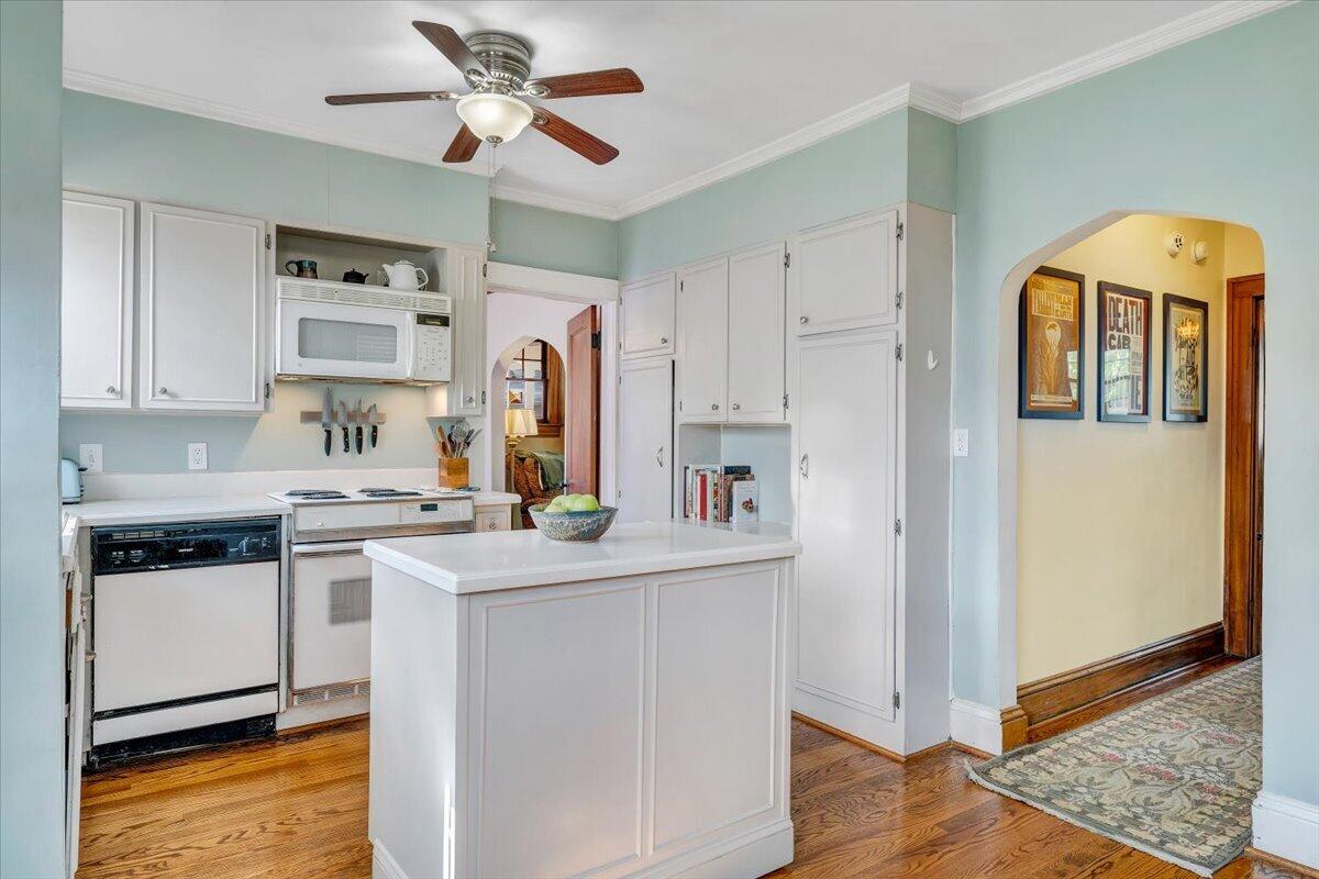 1806 Warrington Road Southwest Roanoke, VA 24015 - Photo 26 of 56 26-MIB01707