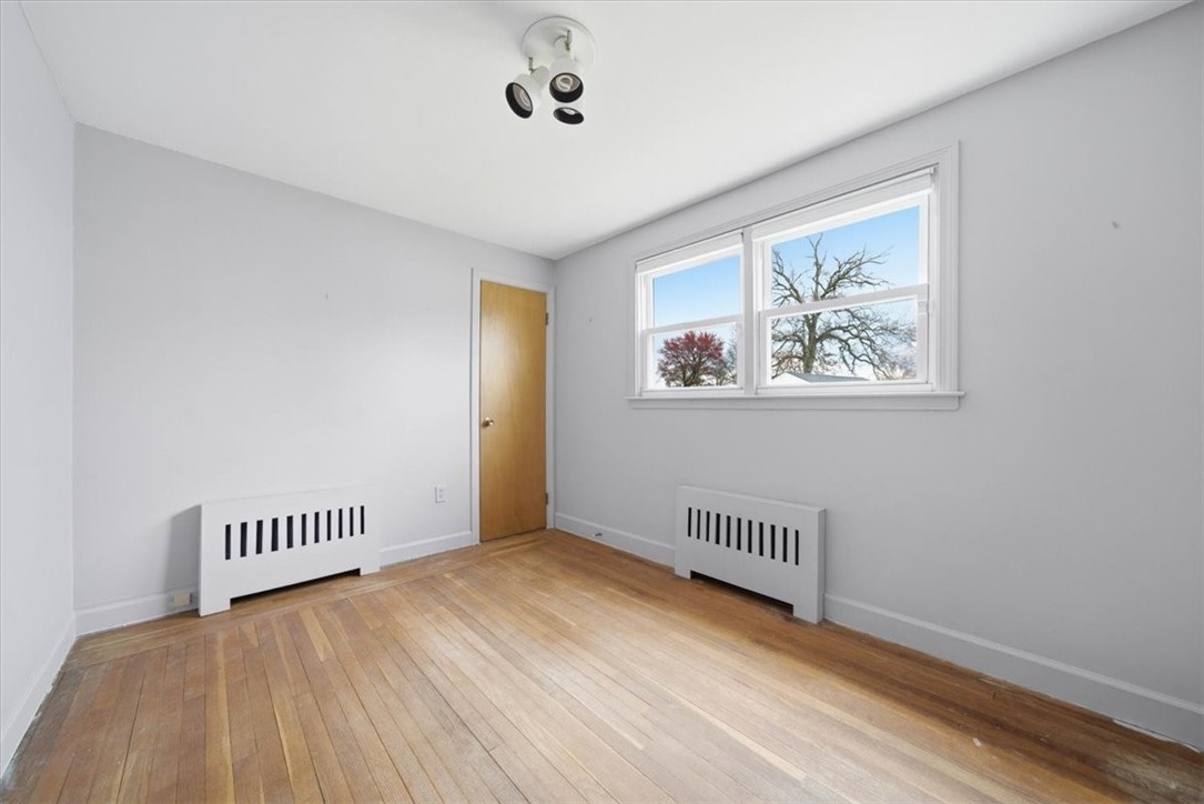 28 Glenbrook Road Warwick, RI 02889 - Photo 22 of 43 Bedroom 3 on the right side of the home