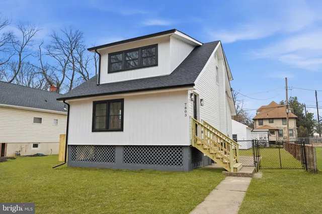 $3,100 | 7803 Monroe Avenue, Bristol, PA 19007