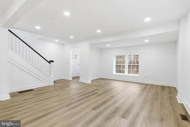 $2,950 | 7803 Monroe Avenue, Bristol, PA 19007