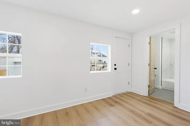 $2,950 | 7803 Monroe Avenue, Bristol, PA 19007