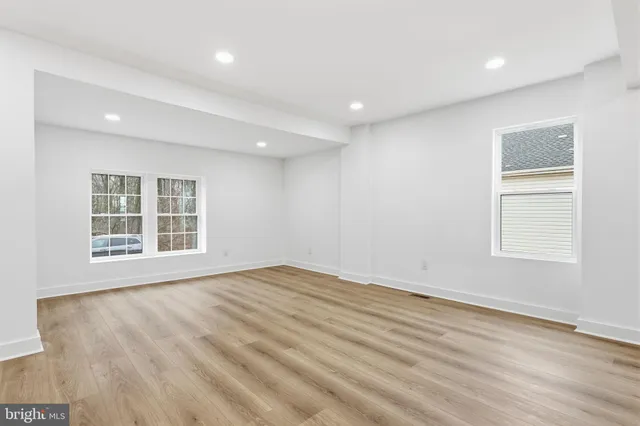 $2,950 | 7803 Monroe Avenue, Bristol, PA 19007