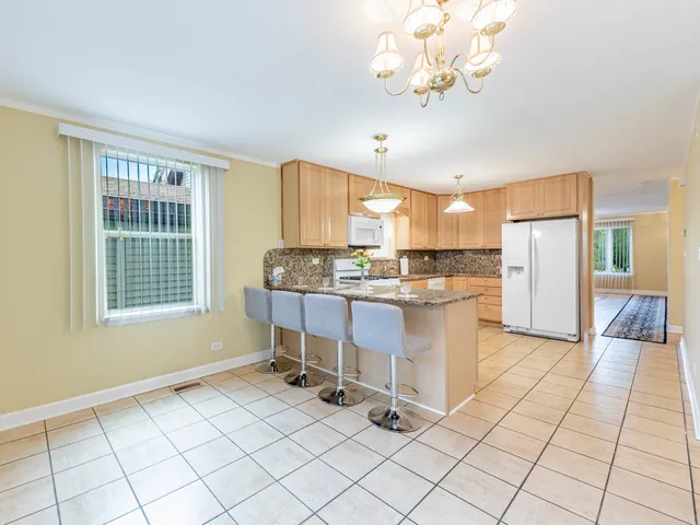 $495,000 | 5242 West Ferdinand Street, Chicago, IL 60644