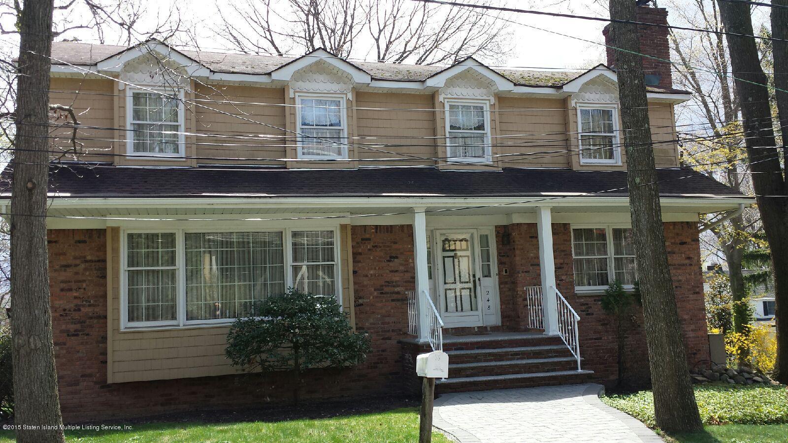 248 London Road Staten Island, NY 10306 - Photo 1 of 7 IMG_3787