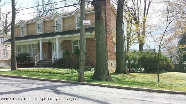 248 London Road Staten Island, NY 10306 - Photo 2 of 7 IMG_3788