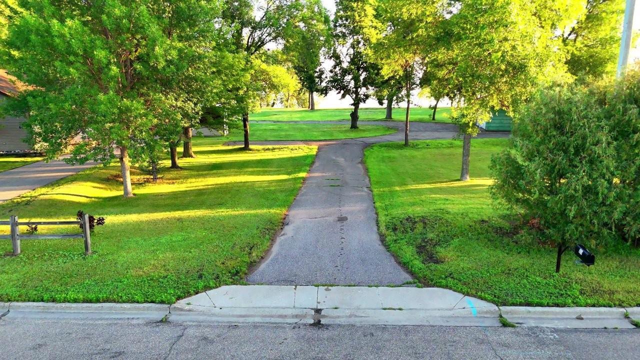 604 South Shore Drive Detroit Lakes, MN 56501 - Photo 4 of 11