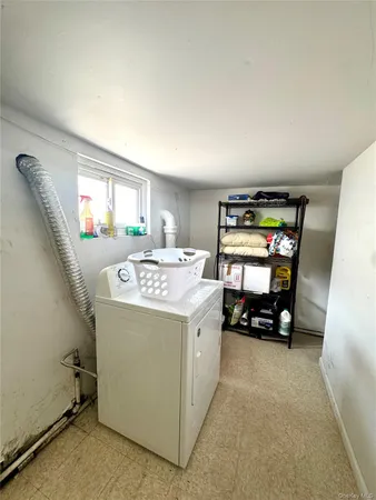 $798,000 | 240-18 Edgewood Street | Rosedale