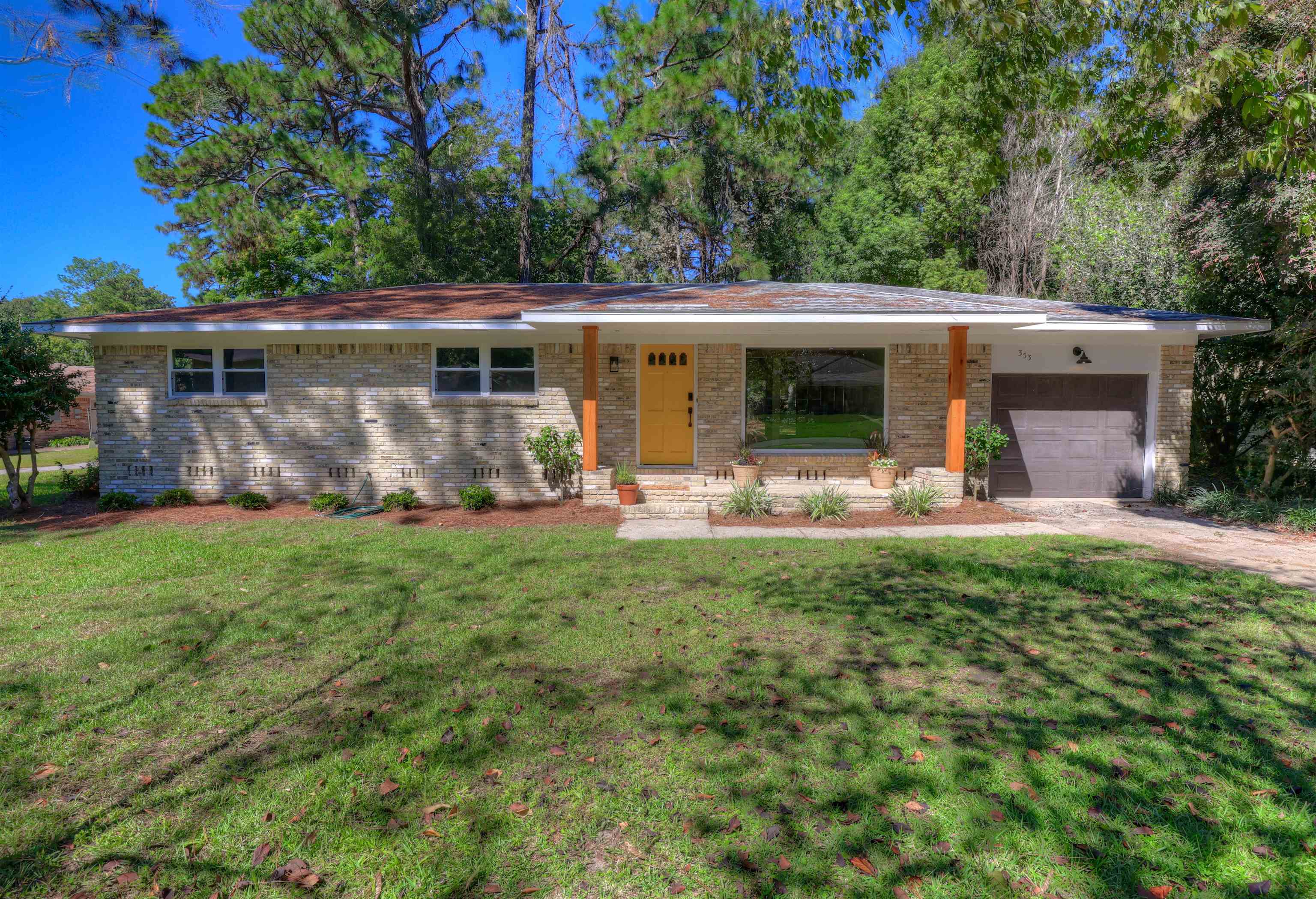 353 Patlynn Drive Fairhope, AL 36532 - Photo 2 of 22