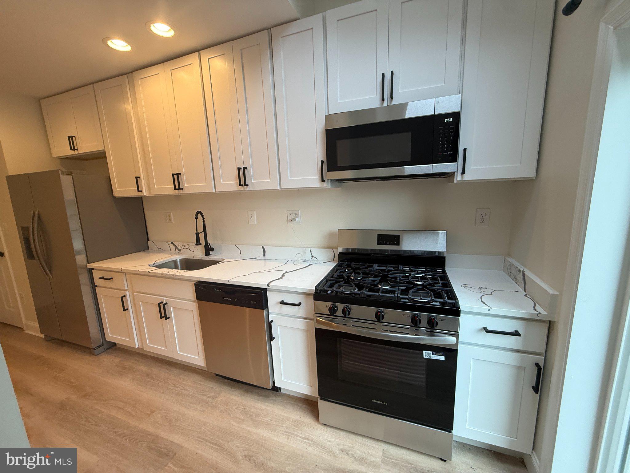 201 Willow Spring Road Baltimore, MD 21222 - Photo 4 of 40