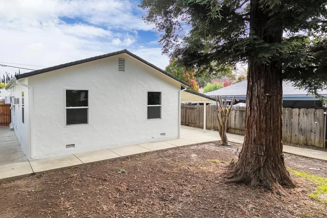 $320,000 | 368 Pine Way, Yuba City, CA 95991