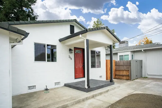 $320,000 | 368 Pine Way, Yuba City, CA 95991