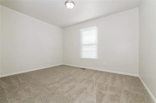 $2,080 | 19204 East 31st Terrace, Independence, MO 64057