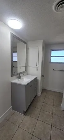 $1,850 | 36 Tulane Road, Venice, FL 34293