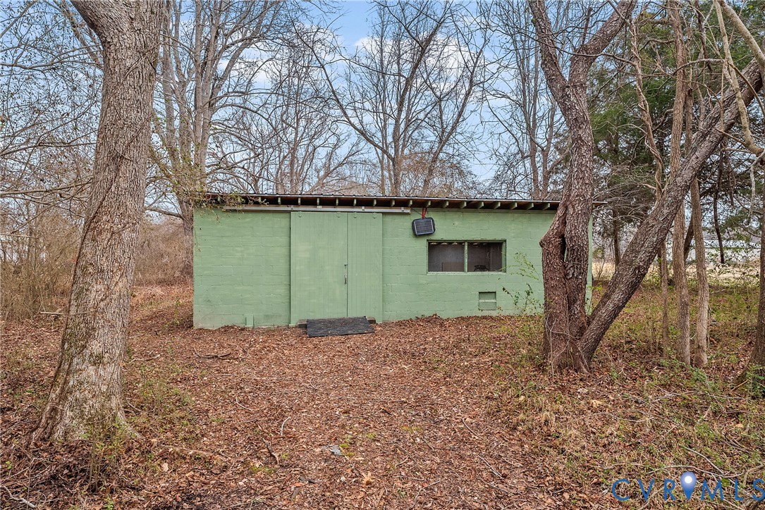 6115 Prospect Road Gloucester, VA 23061 - Photo 45 of 49 a green field covered with trees