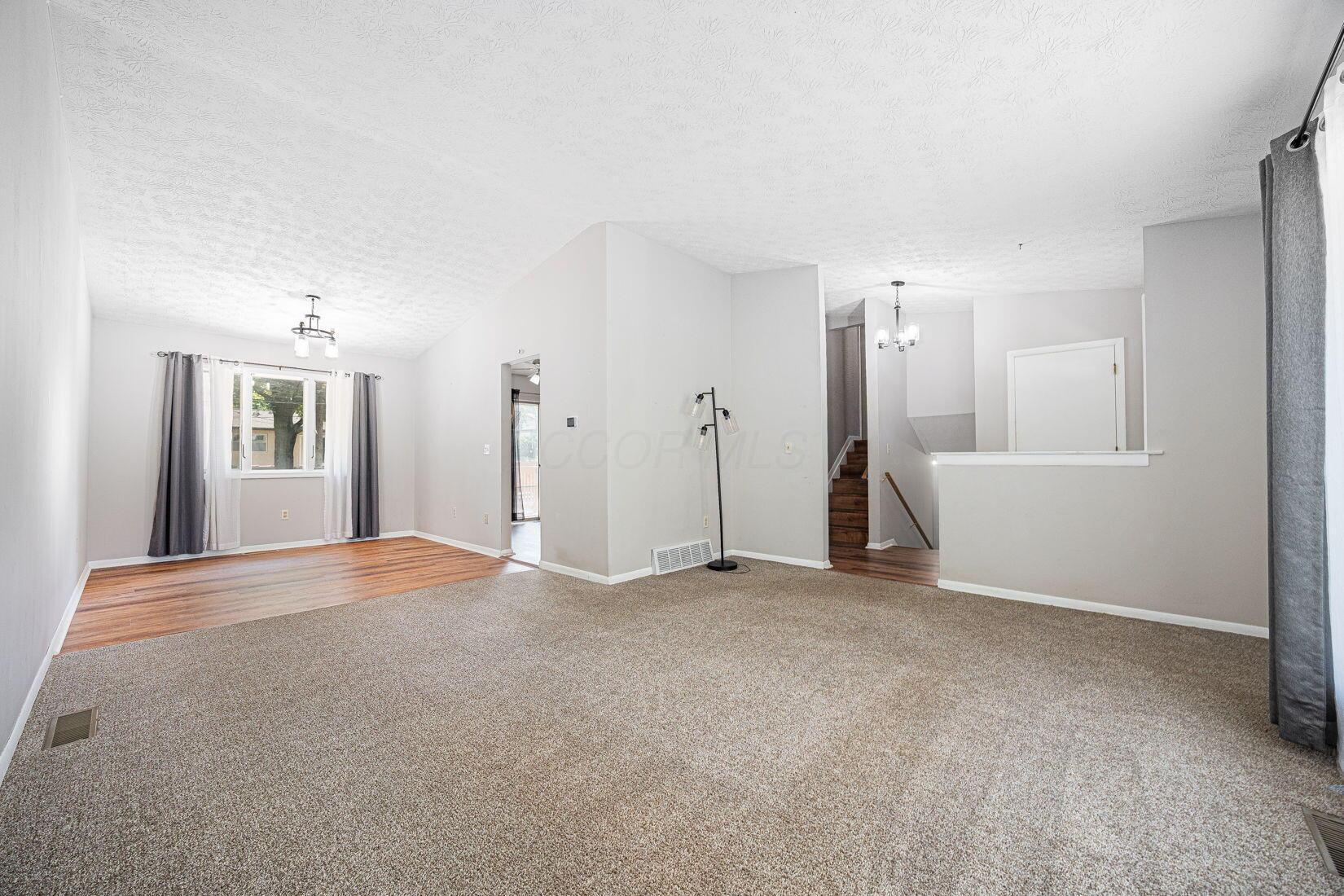 5486 Pine Bluff Road Columbus, OH 43229 - Photo 6 of 33 10-web-or-mls-Cody Cleary - 5486 Pine Bl