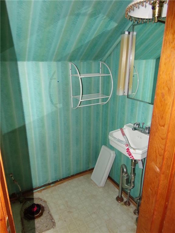 85 Forest Avenue Millinocket, ME 04462 - Photo 11 of 13 Photo