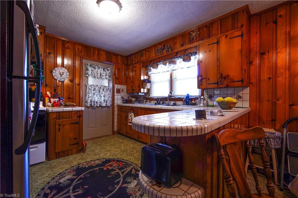 7194 Styers Ferry Road Clemmons, NC 27012 - Photo 10 of 24