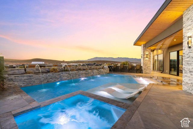 3652 South Cypress Road Hurricane, UT 84737 - Photo 79 of 81 Resort-style pool with integrated spa and water features