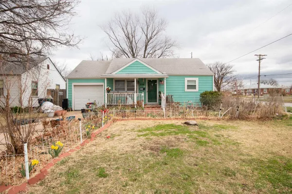 $90,000 | 838 South Bleckley Drive, Wichita, KS 67218