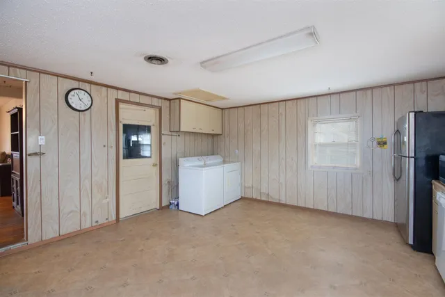 $90,000 | 838 South Bleckley Drive, Wichita, KS 67218