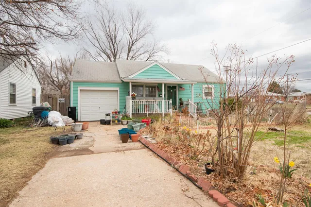 $90,000 | 838 South Bleckley Drive, Wichita, KS 67218