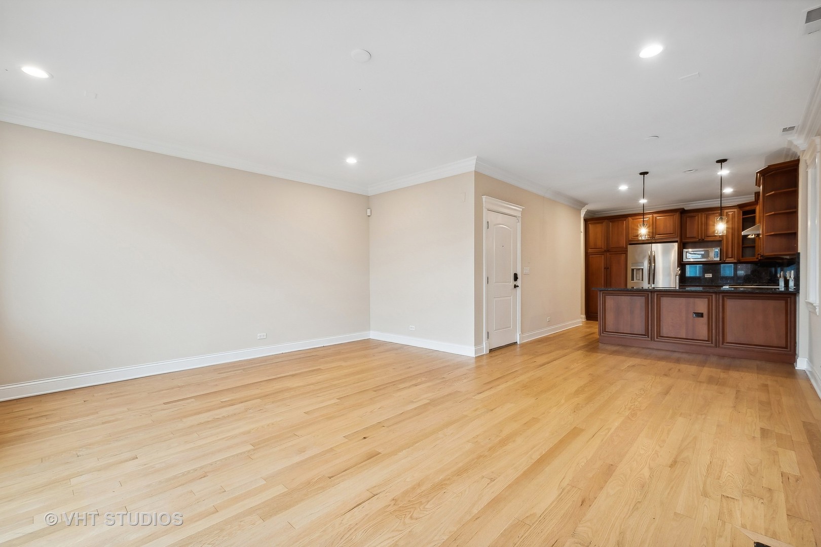 1049 West Monroe Street, Unit 4 Chicago, IL 60607 - Photo 5 of 19