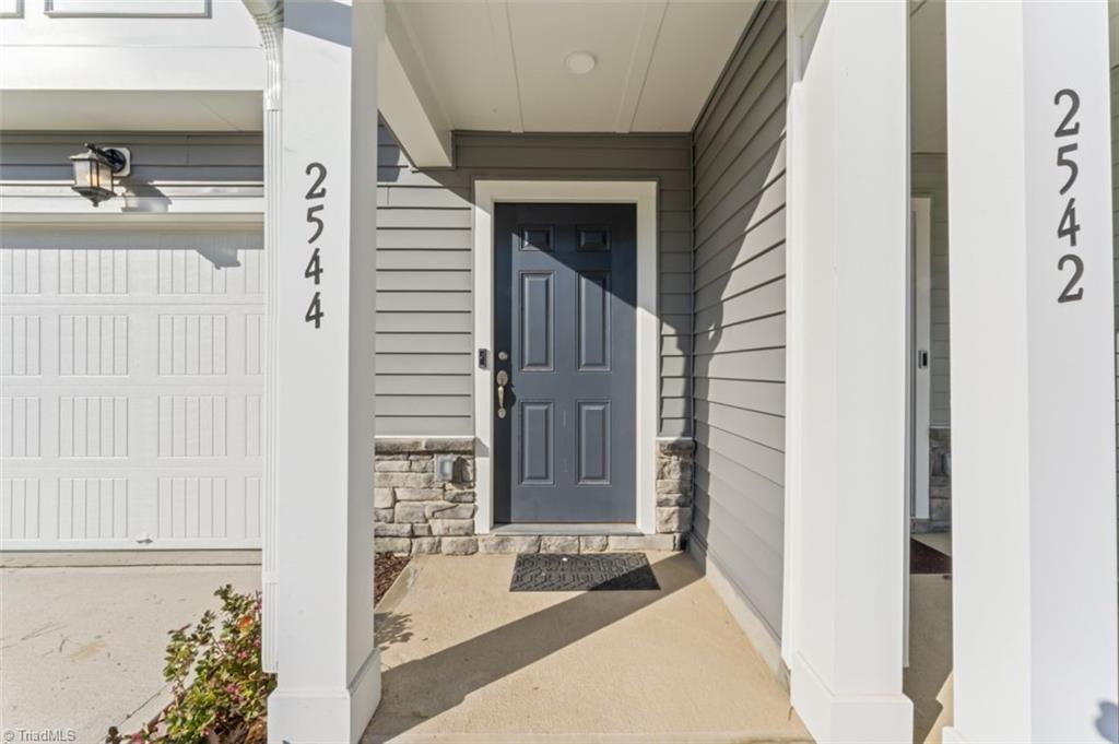 2544 Laurel Valley Way Raleigh, NC 27604 - Photo 2 of 19 Gallery Image 2