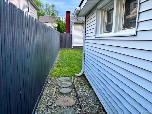 $849,500 | 49 North Chestnut Street, Beacon, NY 12508