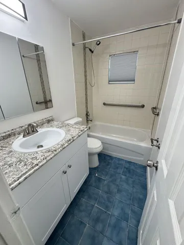 $1,650 | 4742 Myrtle Drive, Unit 4744, Lake Worth, FL 33463