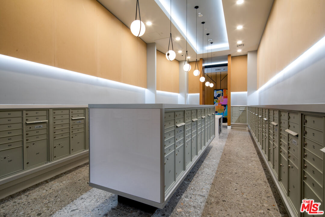 750 South Oxford Avenue, Unit 710 Los Angeles, CA 90005 - Photo 19 of 29 a view of a hallway with stairs