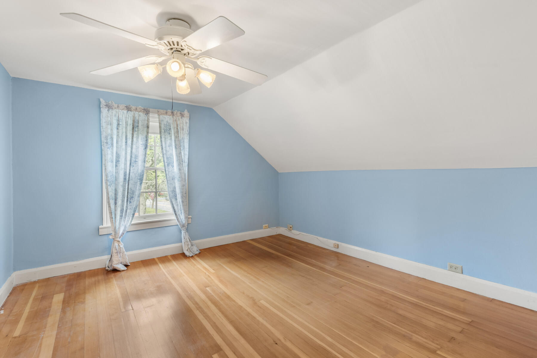 41 Rogers Road Kittery, ME 03904 - Photo 25 of 36 LaBrie-Media-Photos-29