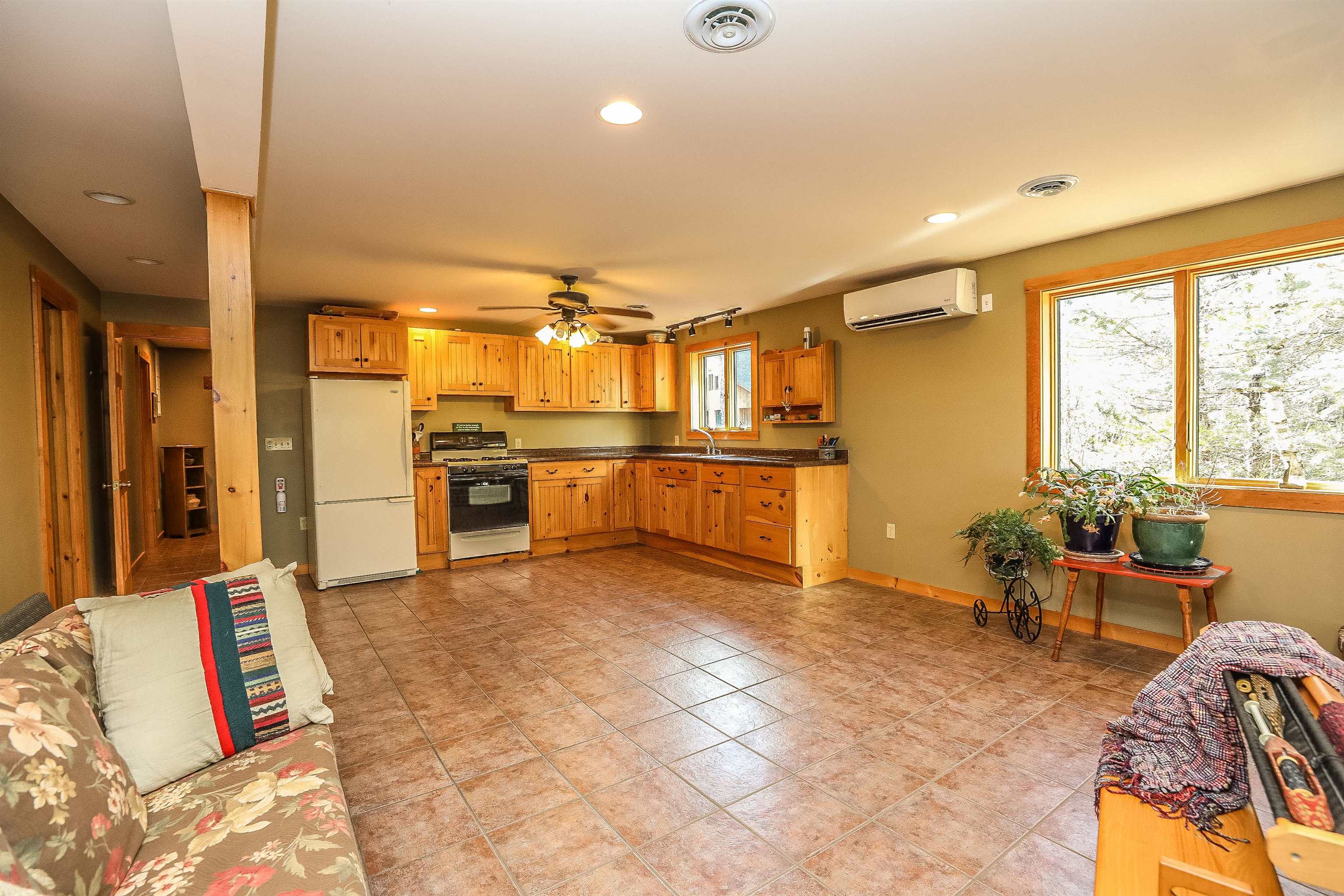 28 County Road Hillsborough, NH 03244 - Photo 23 of 40 Gallery Image 23