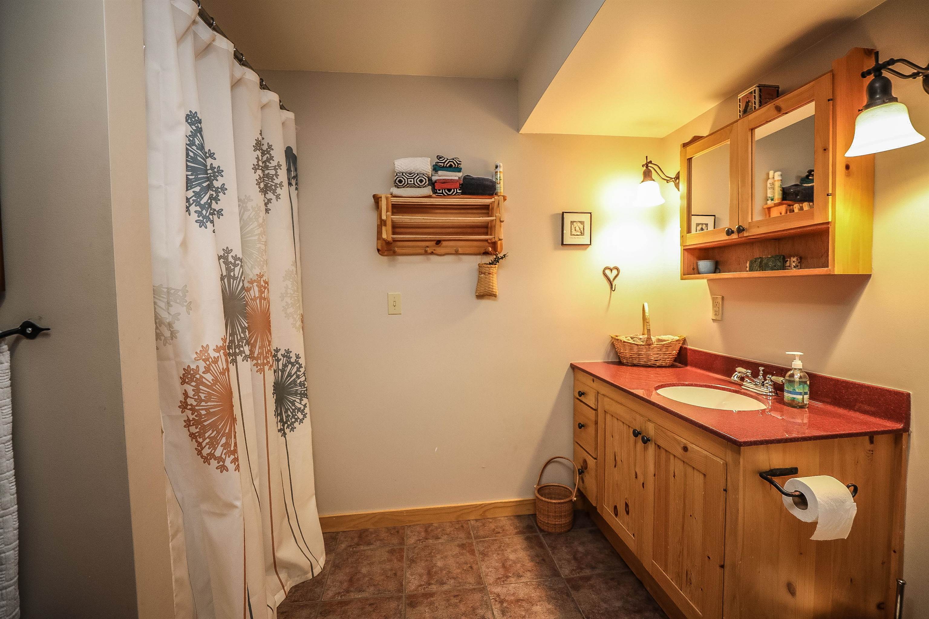 28 County Road Hillsborough, NH 03244 - Photo 27 of 40 Gallery Image 27