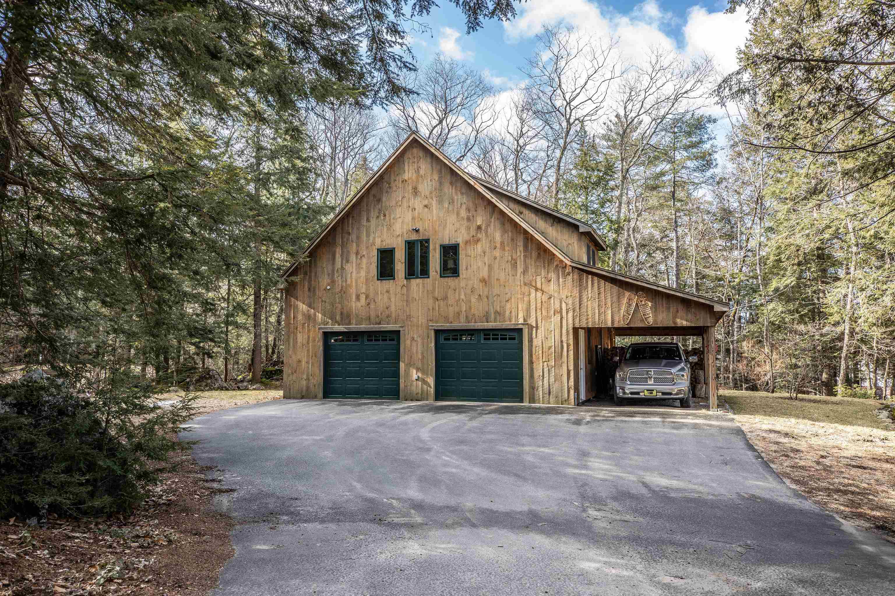 28 County Road Hillsborough, NH 03244 - Photo 3 of 40 Gallery Image 3