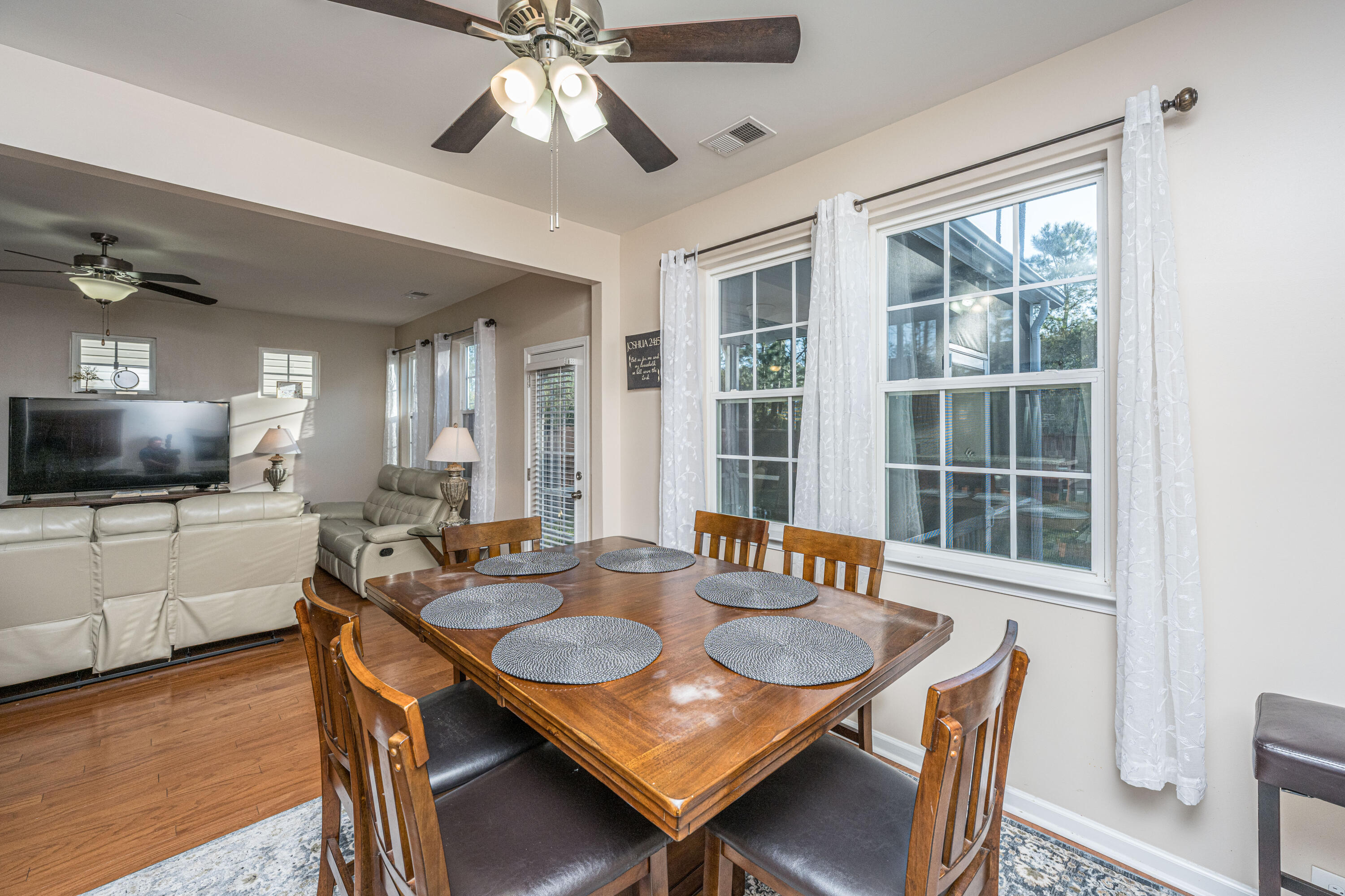 137 Radtko Road Summerville, SC 29486 - Photo 11 of 87 137RadtkoRd014