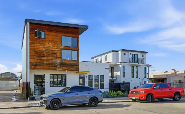 a car parked in front of a building