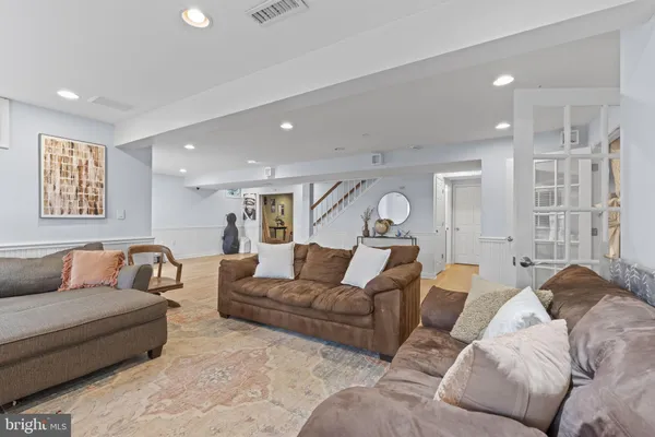 $1,200,000 | 15590 Canvasback Court, Woodbridge, VA 22191