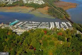 $1,200,000 | 15590 Canvasback Court, Woodbridge, VA 22191