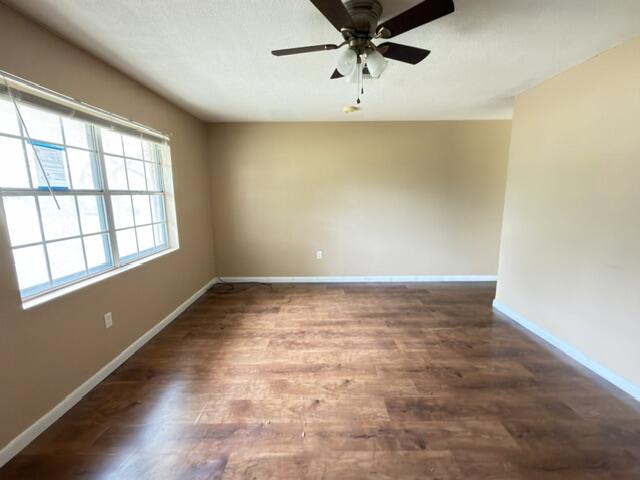 516 Forrest Court Crestview, FL 32539 - Photo 2 of 23 IMG_7755
