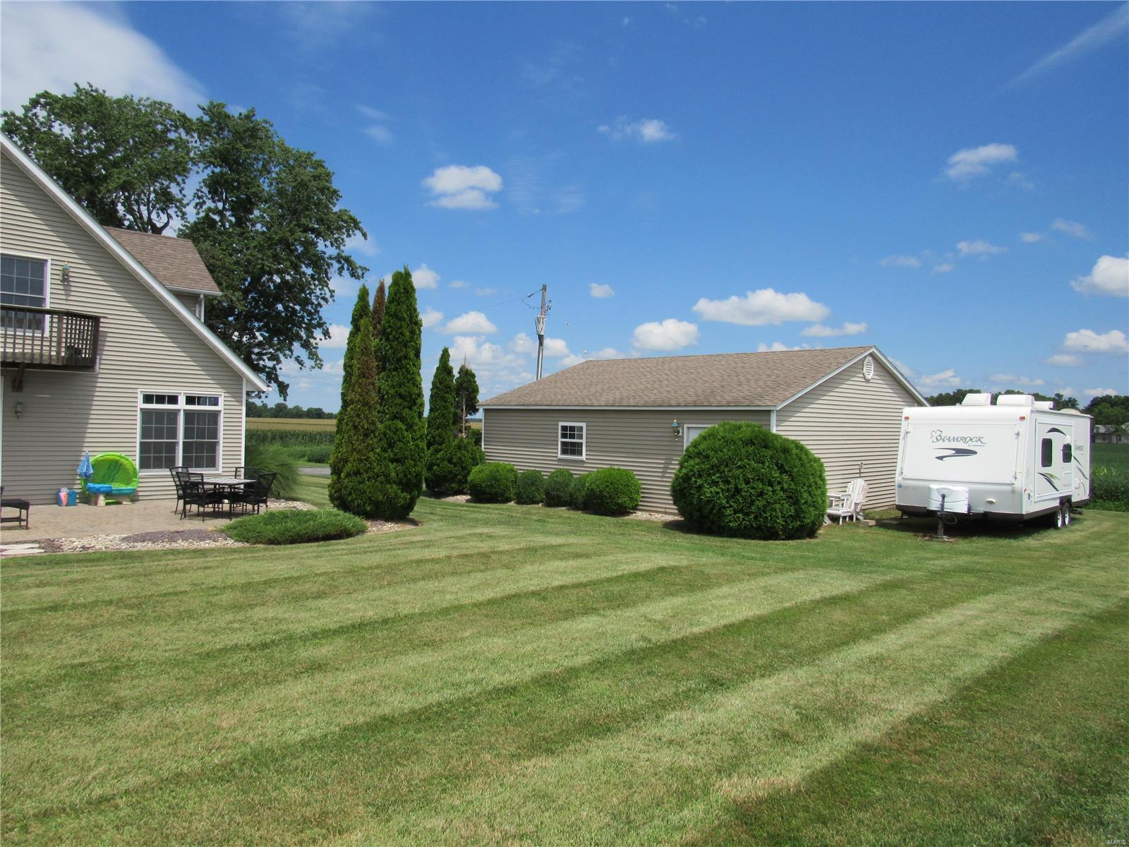 343 East Kane Road Kane, IL 62054 - Photo 16 of 77