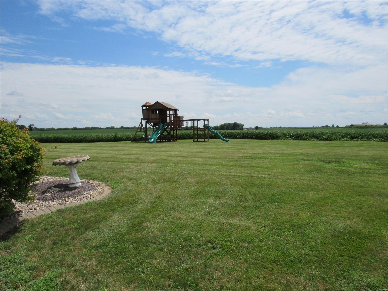 343 East Kane Road Kane, IL 62054 - Photo 23 of 77
