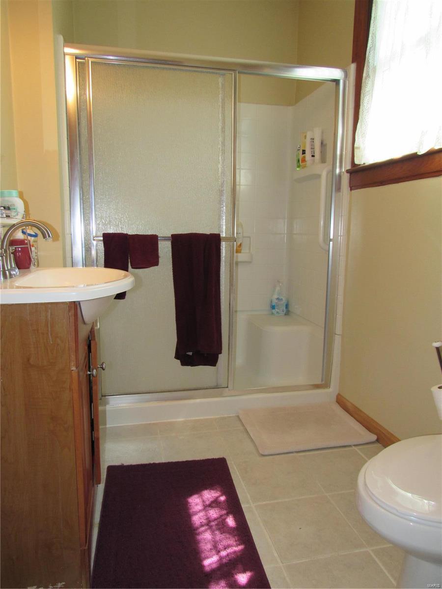 343 East Kane Road Kane, IL 62054 - Photo 28 of 77