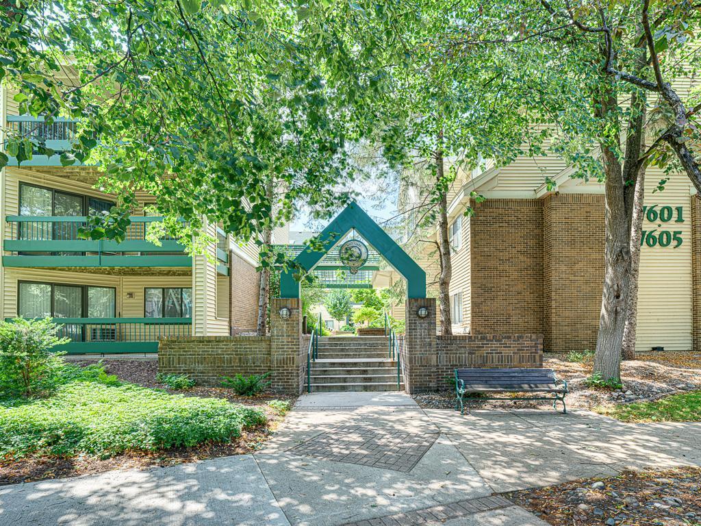 7605 Edinborough Way, Unit 6212 Edina, MN 55435 - Photo 1 of 1