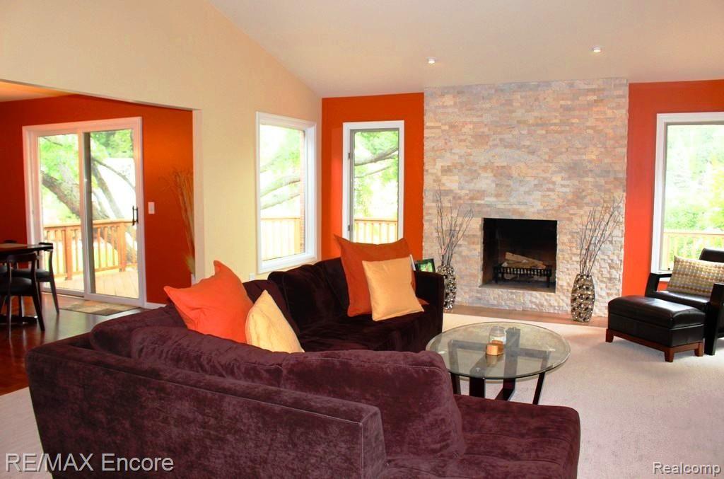 315 Rose Brier Drive Rochester Hills, MI 48309 - Photo 10 of 68